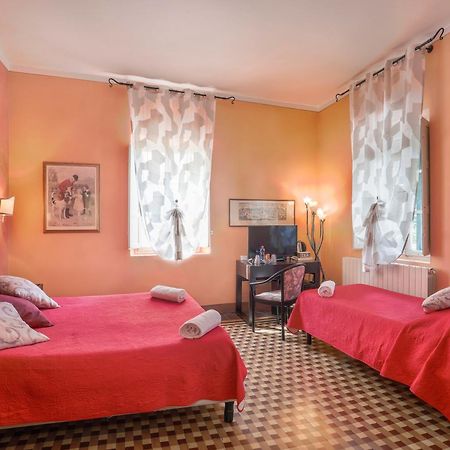 Antica Residenza Santa Chiara -City Center Lukka Zewnętrze zdjęcie