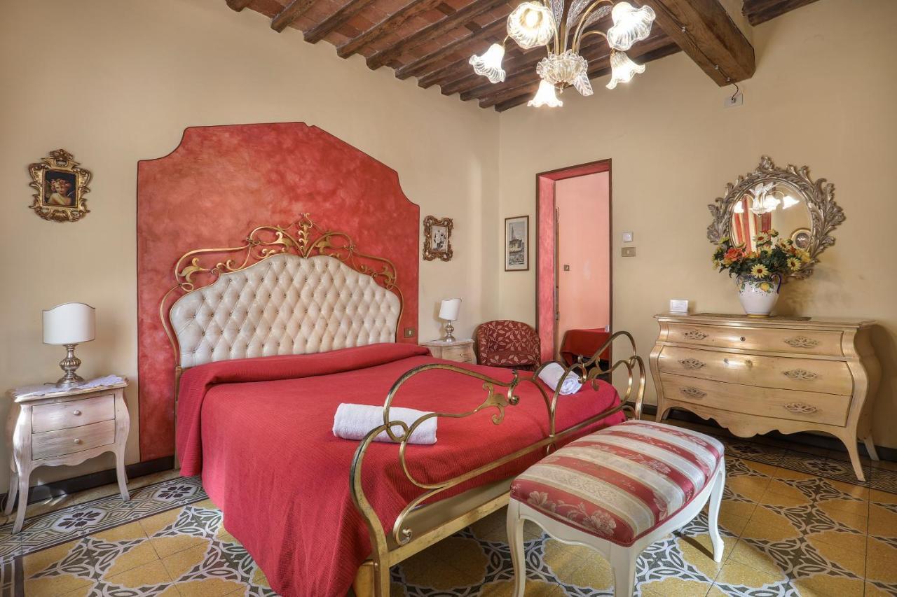 Antica Residenza Santa Chiara -City Center Lukka Zewnętrze zdjęcie